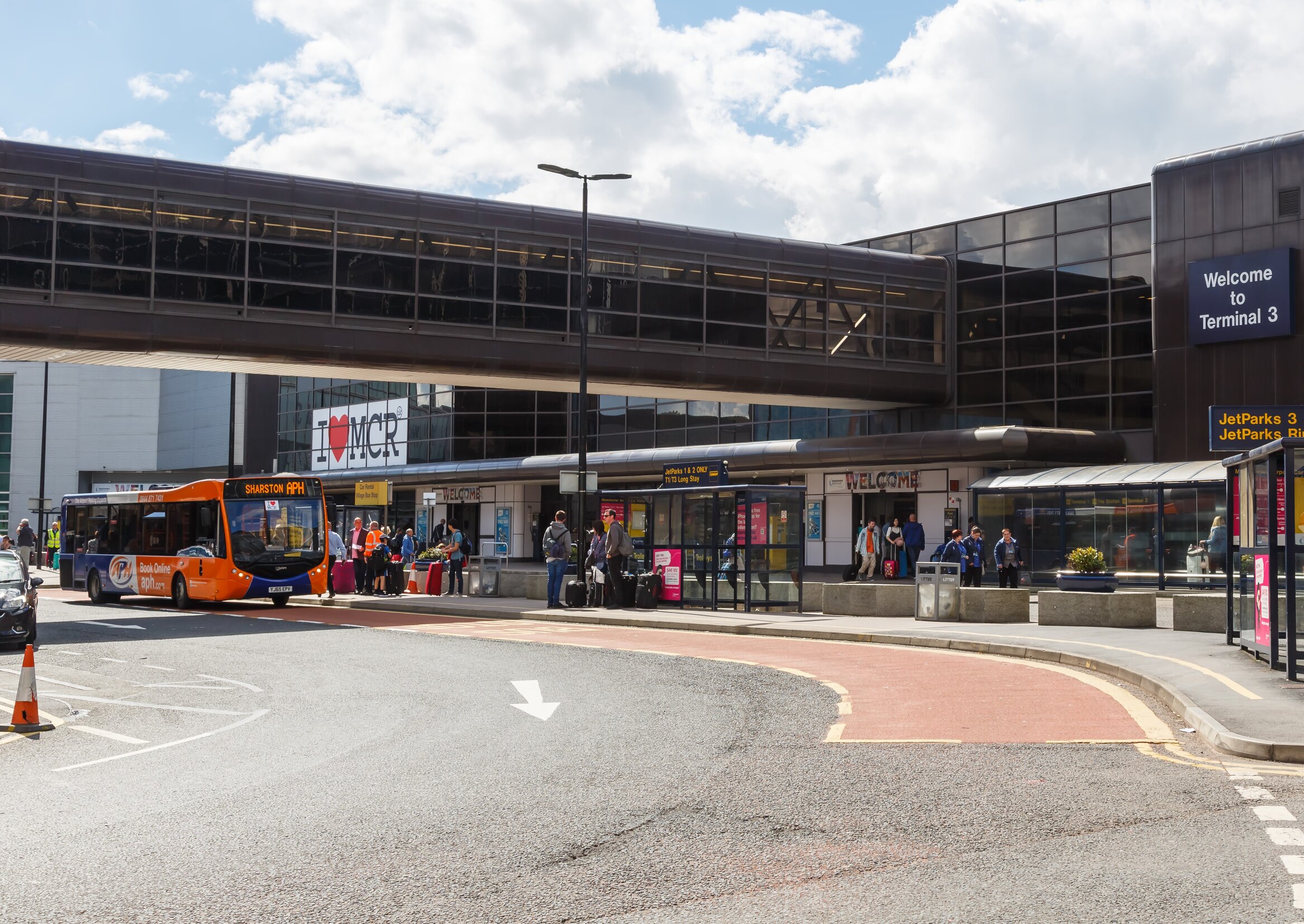 Manchester Airport blasted as 'worst ever' in passenger survey